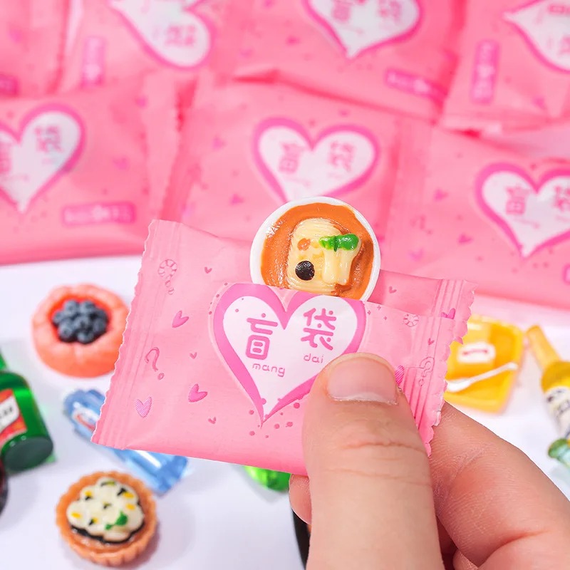 ランダムスタイルバッグミニチュア食品玩具ミニモデルおもちゃシ - Food Snacks Drinks のレビューと価格